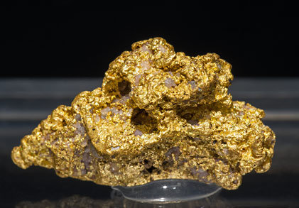 Gold with Quartz. Front