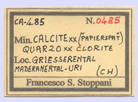 Calcita (variedad papierspat) con Cuarzo (variedad cuarzo ahumado) y Clorita