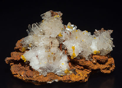 Hemimorphite with Mimetite.