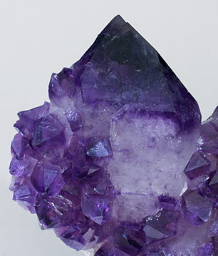 Quartz (variety amethyst) epitactic Calcite. 