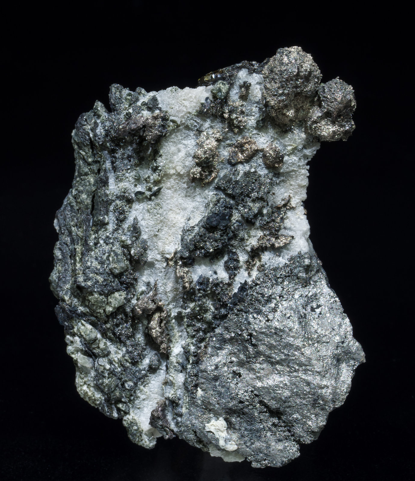 Plata nativa con Arsenopirita, Tennantita argentífera y Pearceita