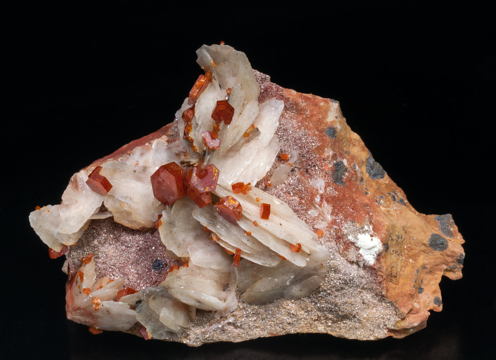 specimens/s_imagesAB7/Vanadinite-T26MCAB7f.jpg