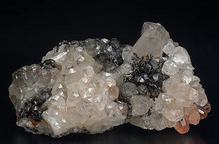 Calcite with manganese oxides inclusions. 