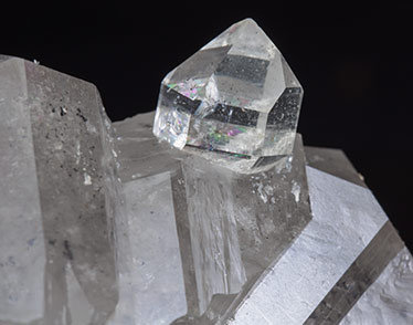 Doubly terminated Quartz with hydrocarbon inclusions and Baryte. 