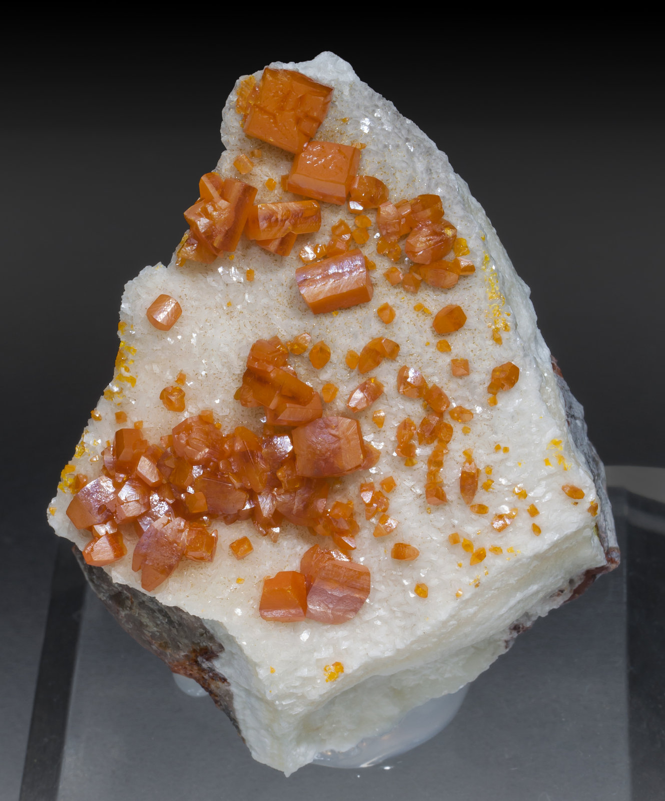 specimens/s_imagesAB8/Wulfenite-MB96AB8f.jpg