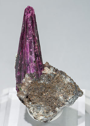 Erythrite with Phlogopite and Quartz.