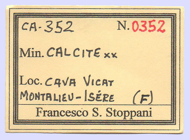 specimens/s_imagesAC0/Calcite-SX67AC0e.jpg