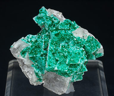 Dioptase with Calcite.