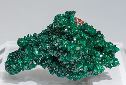 Dioptase with Calcite.