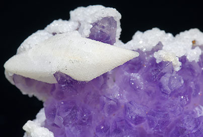 Quartz (variety amethyst) with Calcite. 