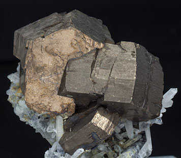 Pyrrhotite with Quartz and Sphalerite. 