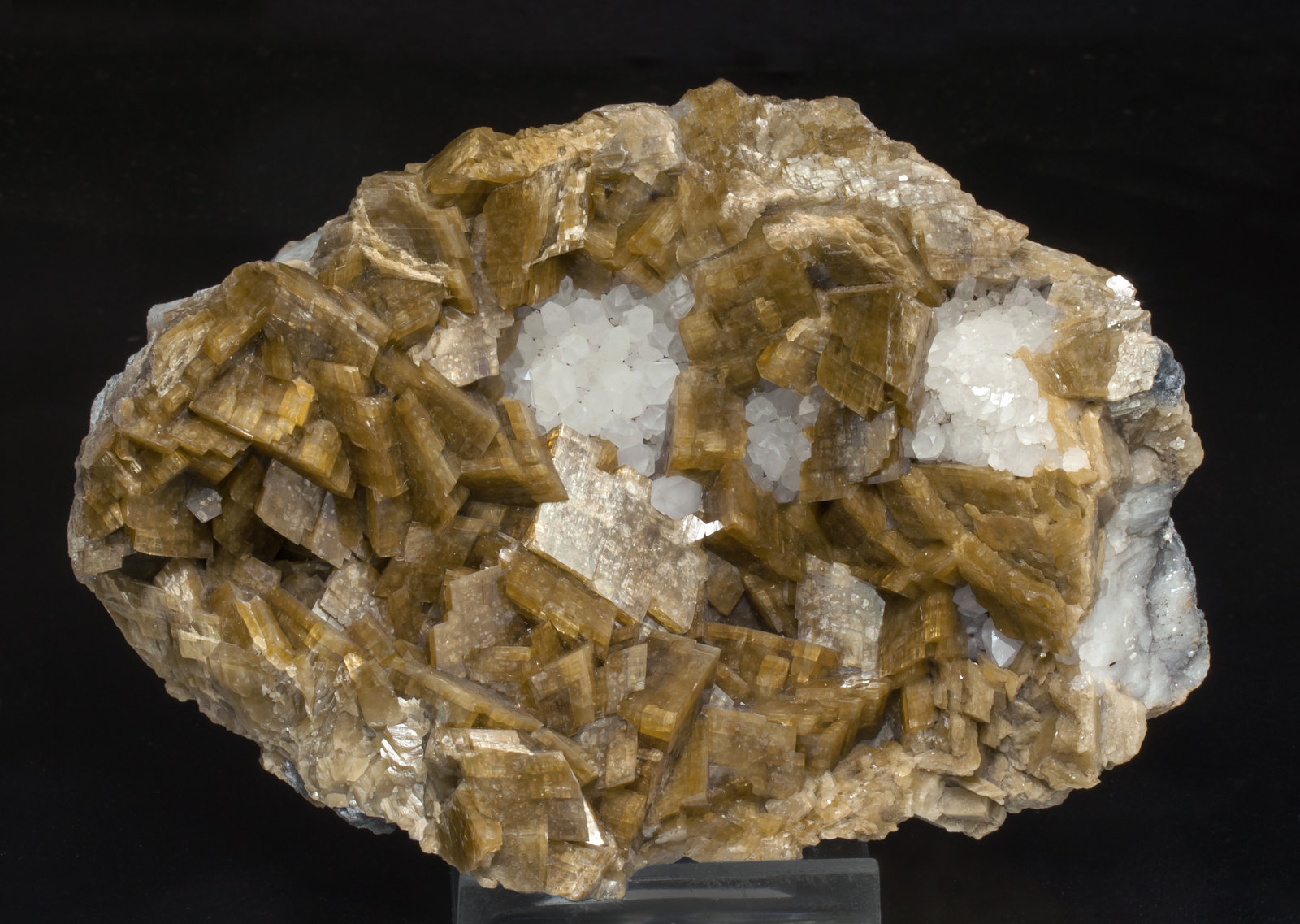 specimens/s_imagesAC7/Siderite-SR58AC7f.jpg