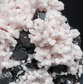 Rhodochrosite with Sphalerite. 