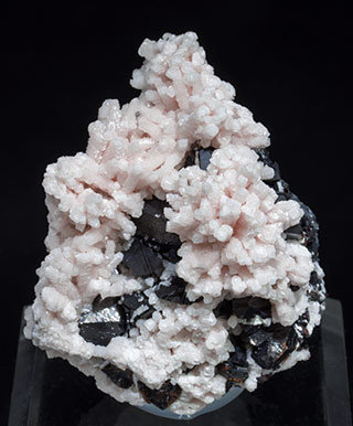 Rhodochrosite with Sphalerite. 