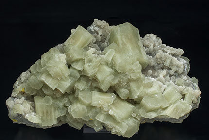 Aragonite with Sulfur. 