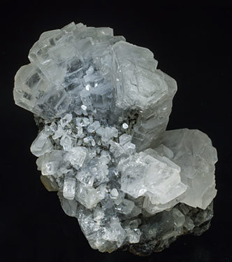 Calcite. Rear