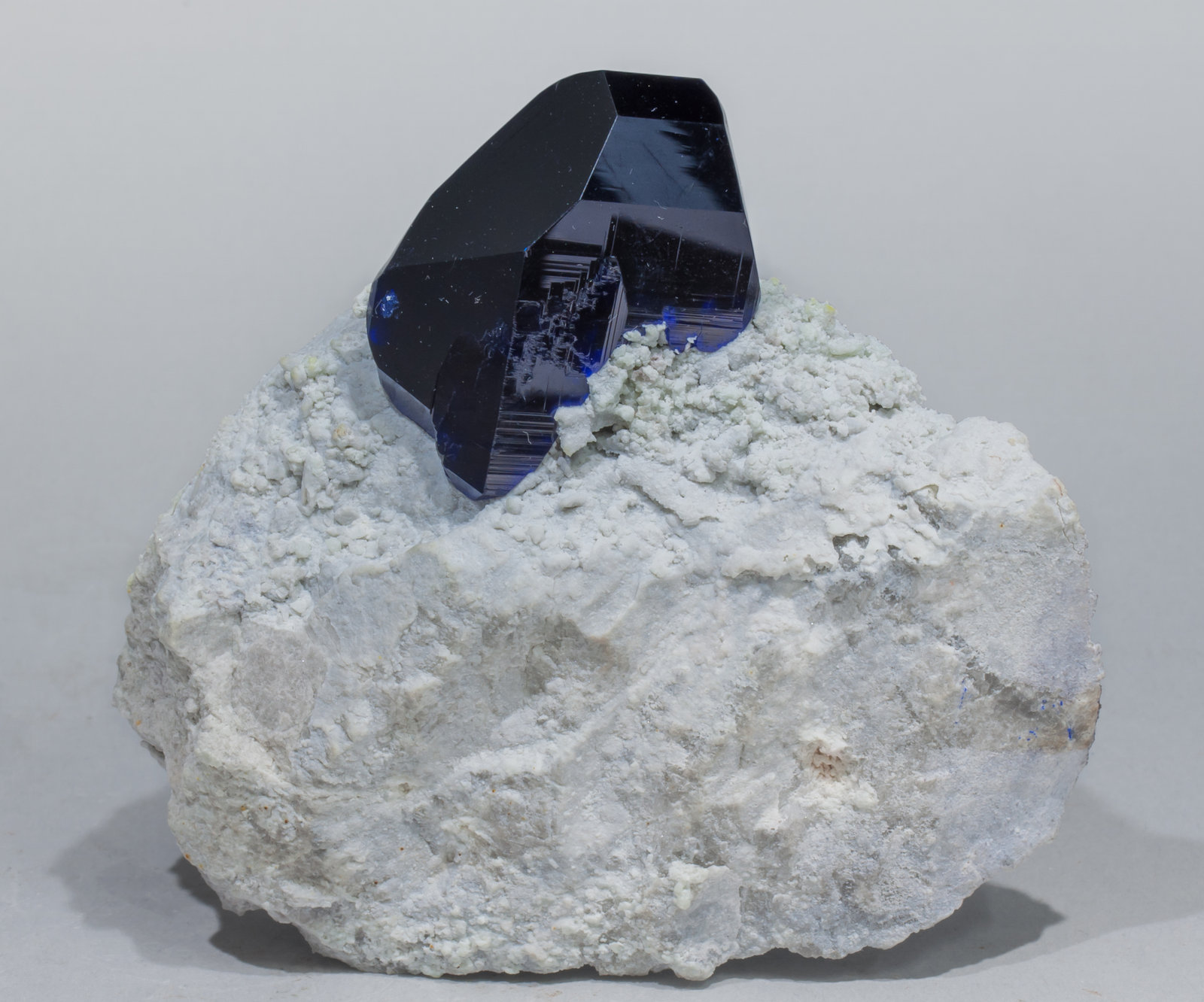 specimens/s_imagesAD0/Azurite-TH29AD0f.jpg