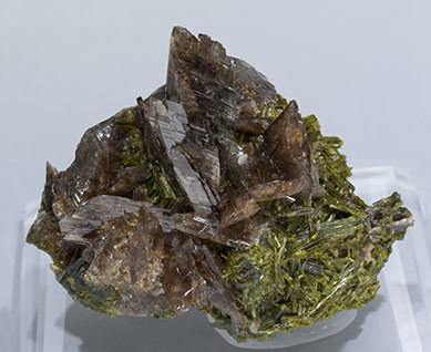 Axinite-(Mn) with Epidote.