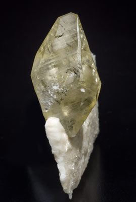 Calcite with Dolomite. Side