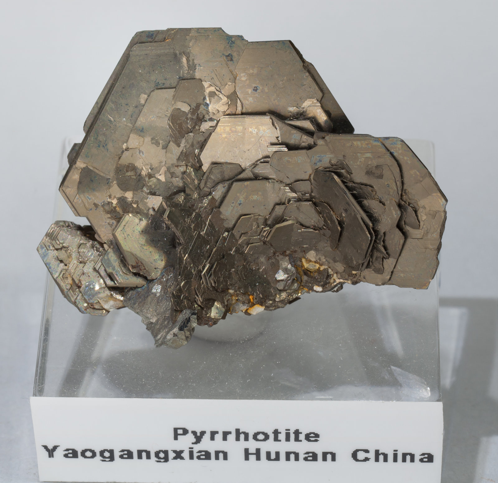 specimens/s_imagesAD3/Pyrrhotite-ME86AD3f.jpg