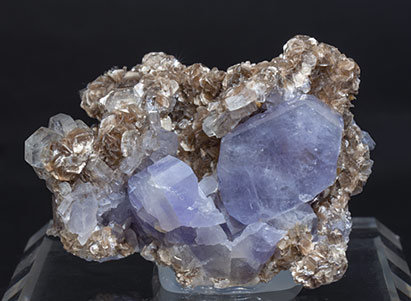 Fluorapatite with Muscovite.