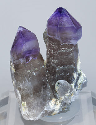 Quartz (variety amethyst) with Quartz (variety smoky).