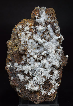 Aragonite with Calcite.