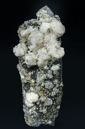 Fluorite with Quartz, Siderite and Chlorite. 