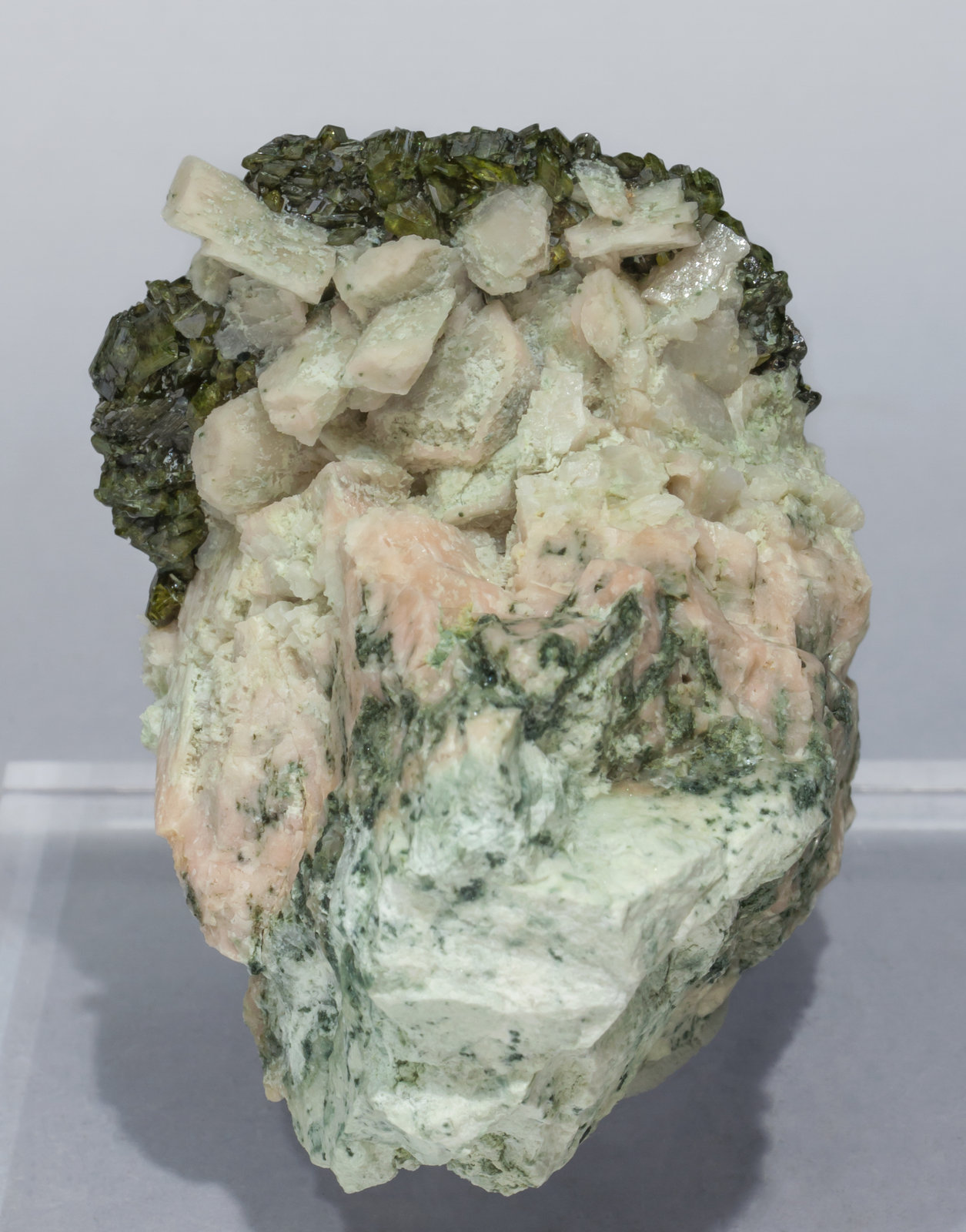 specimens/s_imagesAD7/Titanite-EL28AD7r.jpg