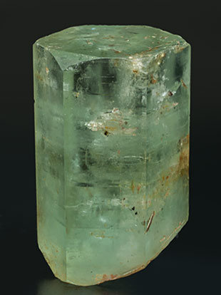 Beryl (variety aquamarine). Side