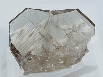 Quartz (Japan law twin) - Mineral specimens search results