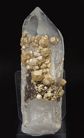 Quartz with Siderite and Muscovite. Side