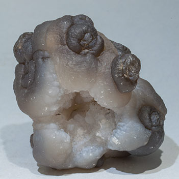 Quartz (variety chalcedony). Front