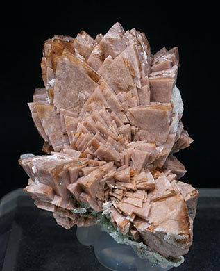 Genthelvite with Quartz and Calcite. Front