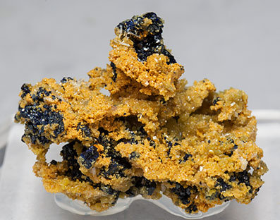 Mimetite with Azurite and Wulfenite. 