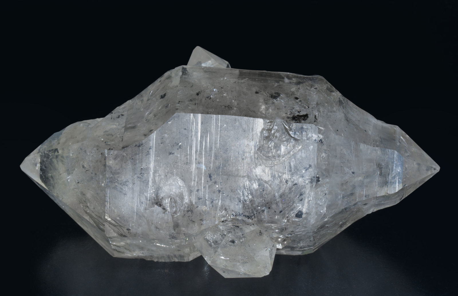 specimens/s_imagesAE2/Quartz-TY28AE2r.jpg