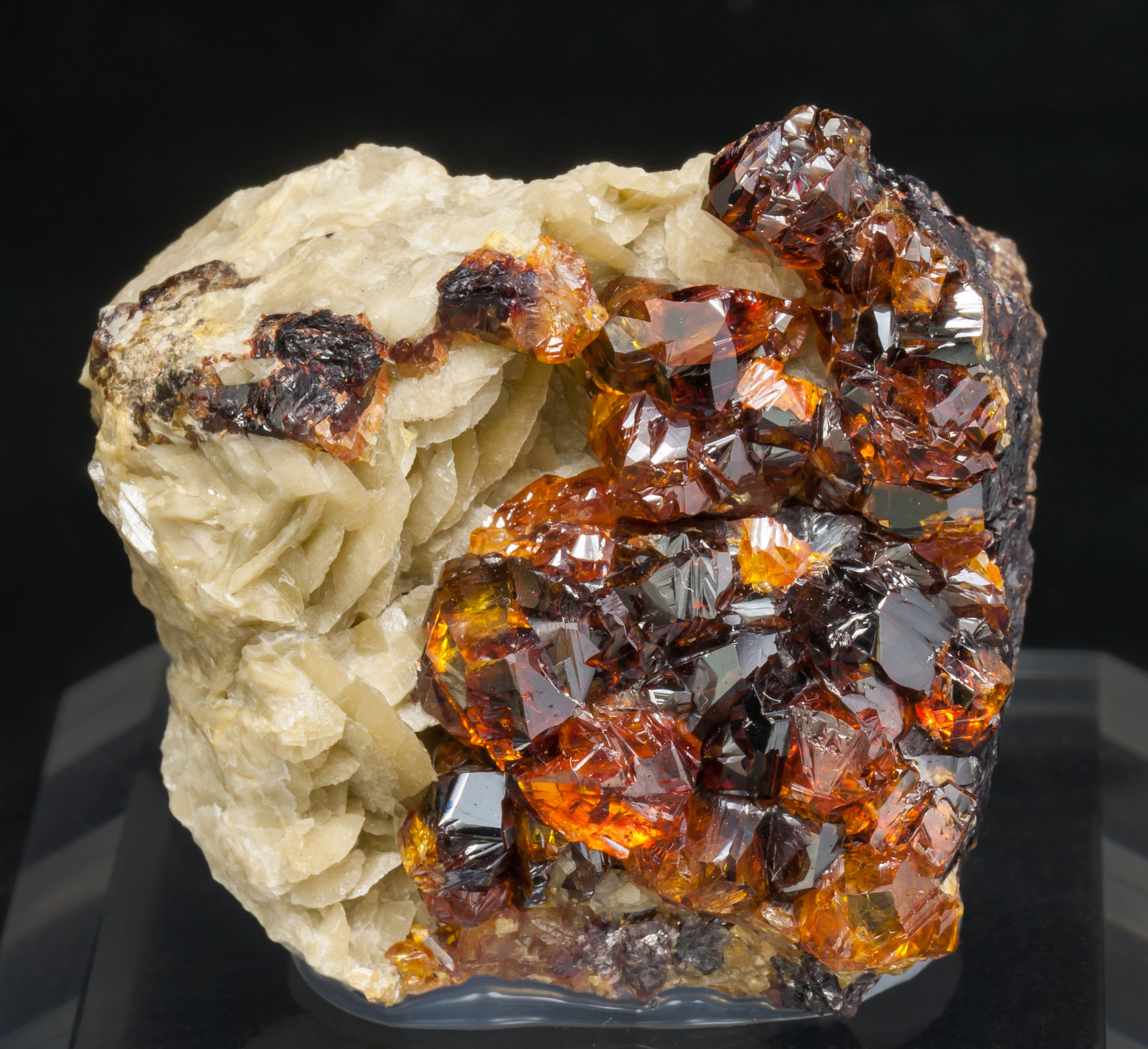 specimens/s_imagesAE2/Sphalerite-TP27AE2f.jpg