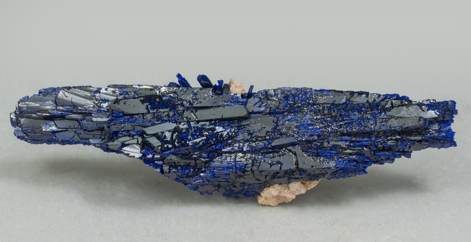 specimens/s_imagesAE3/Azurite-NH6AE3f.jpg