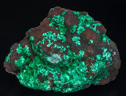 Brochantite.