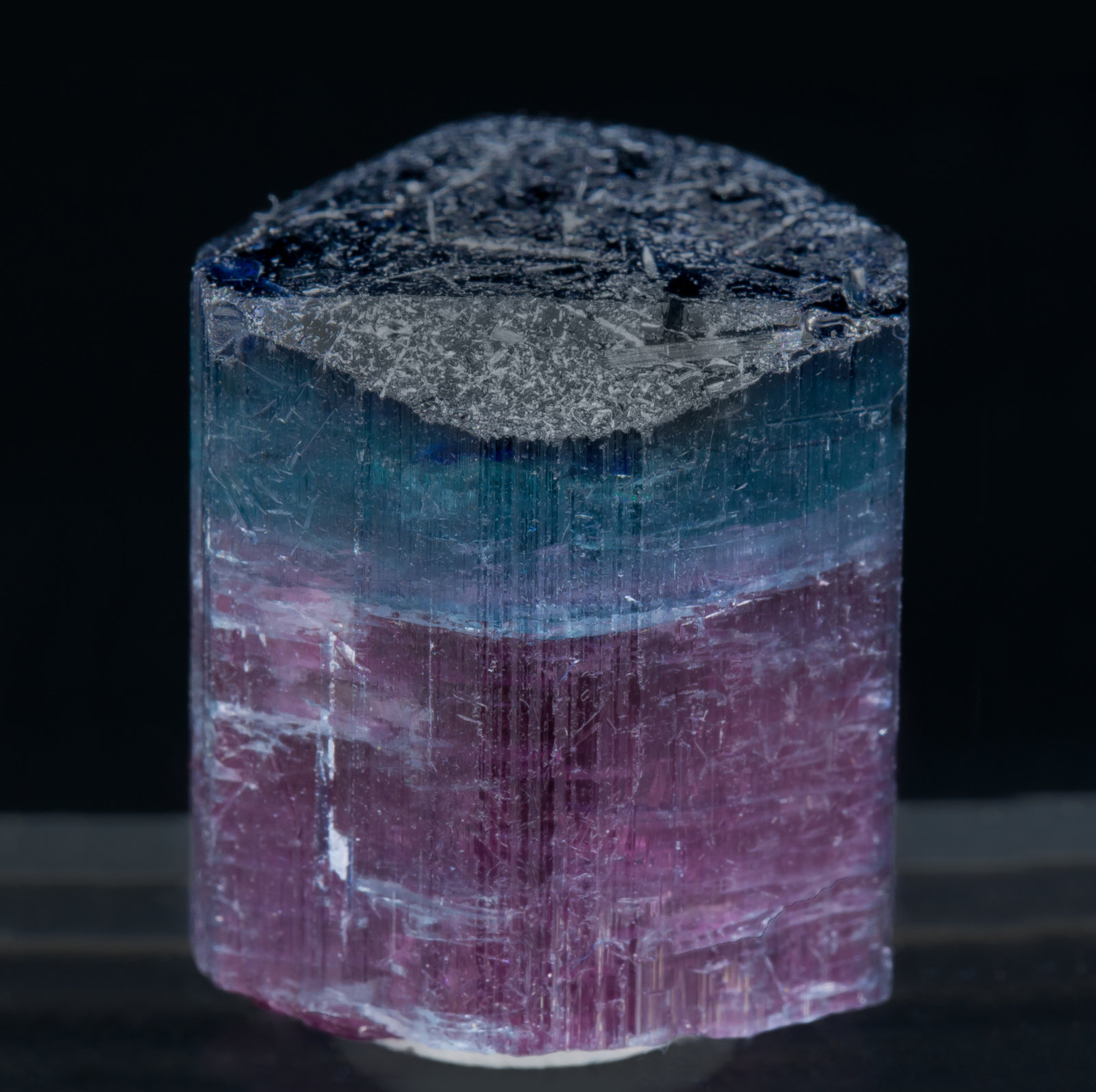 specimens/s_imagesAE4/Elbaite-EP88AE4r.jpg