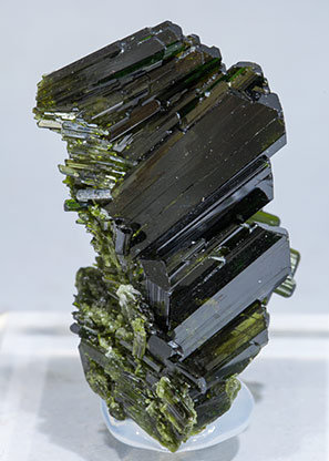 Epidote with Albite. Front