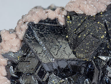 Sphalerite with Rhodochrosite, Pyrite, Galena and Arsenopyrite. 