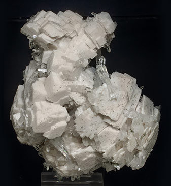 Calcite with Quartz.