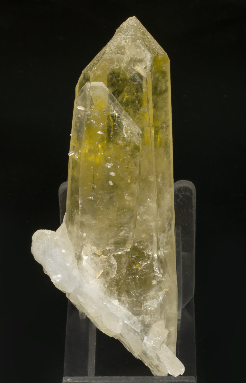 specimens/s_imagesAE5/Quartz_citrine-EC87AE5f.jpg