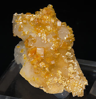 Mimetite with Calcite. Side