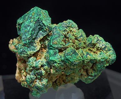 Malachite after Cuprite. Side