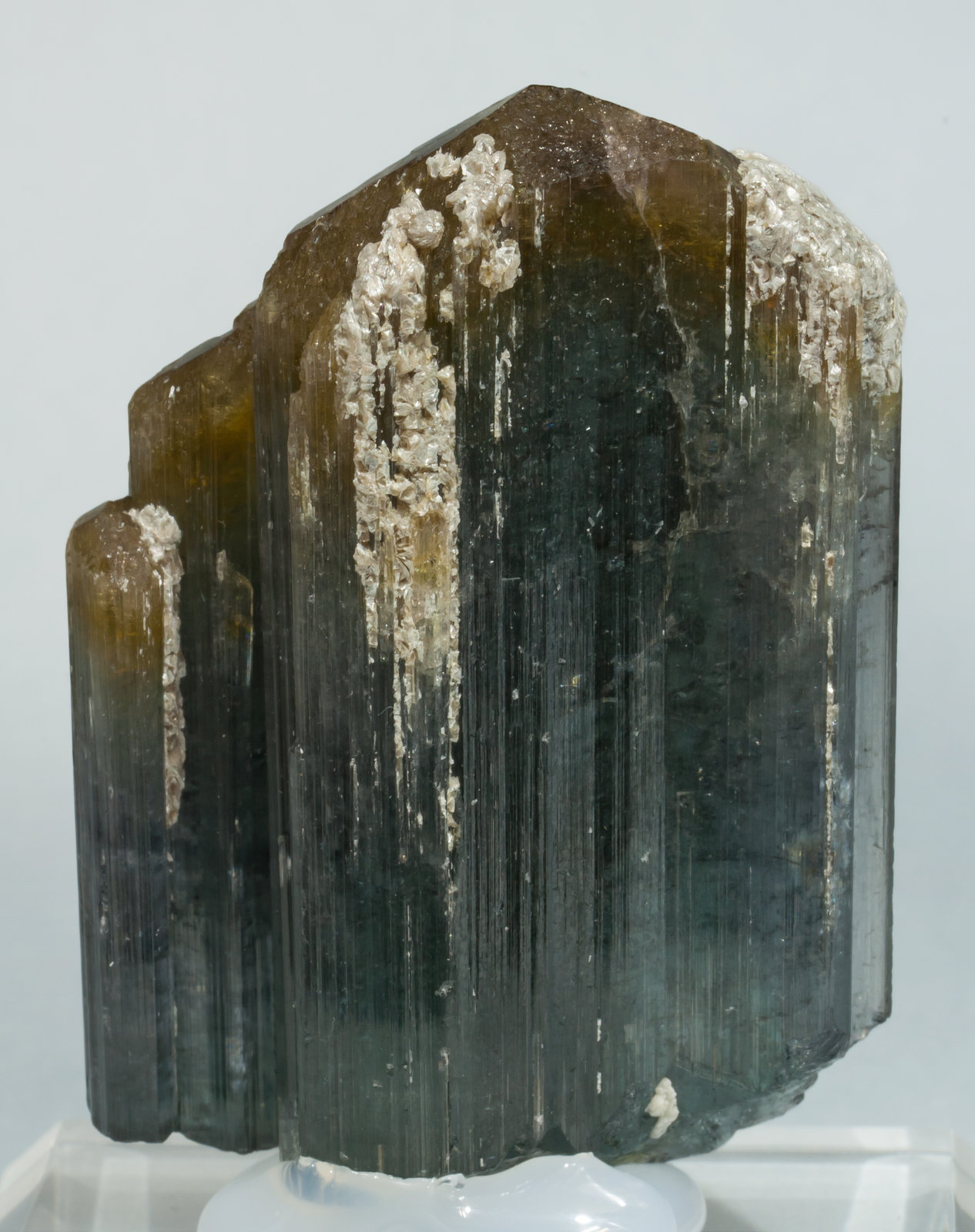 specimens/s_imagesAE9/Elbaite-TJ10AE9r.jpg