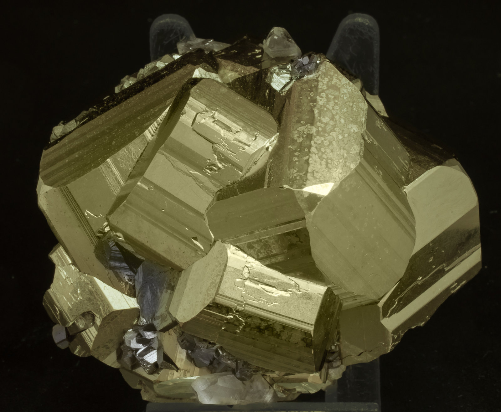 specimens/s_imagesAE9/Pyrite-TD27AE9f.jpg