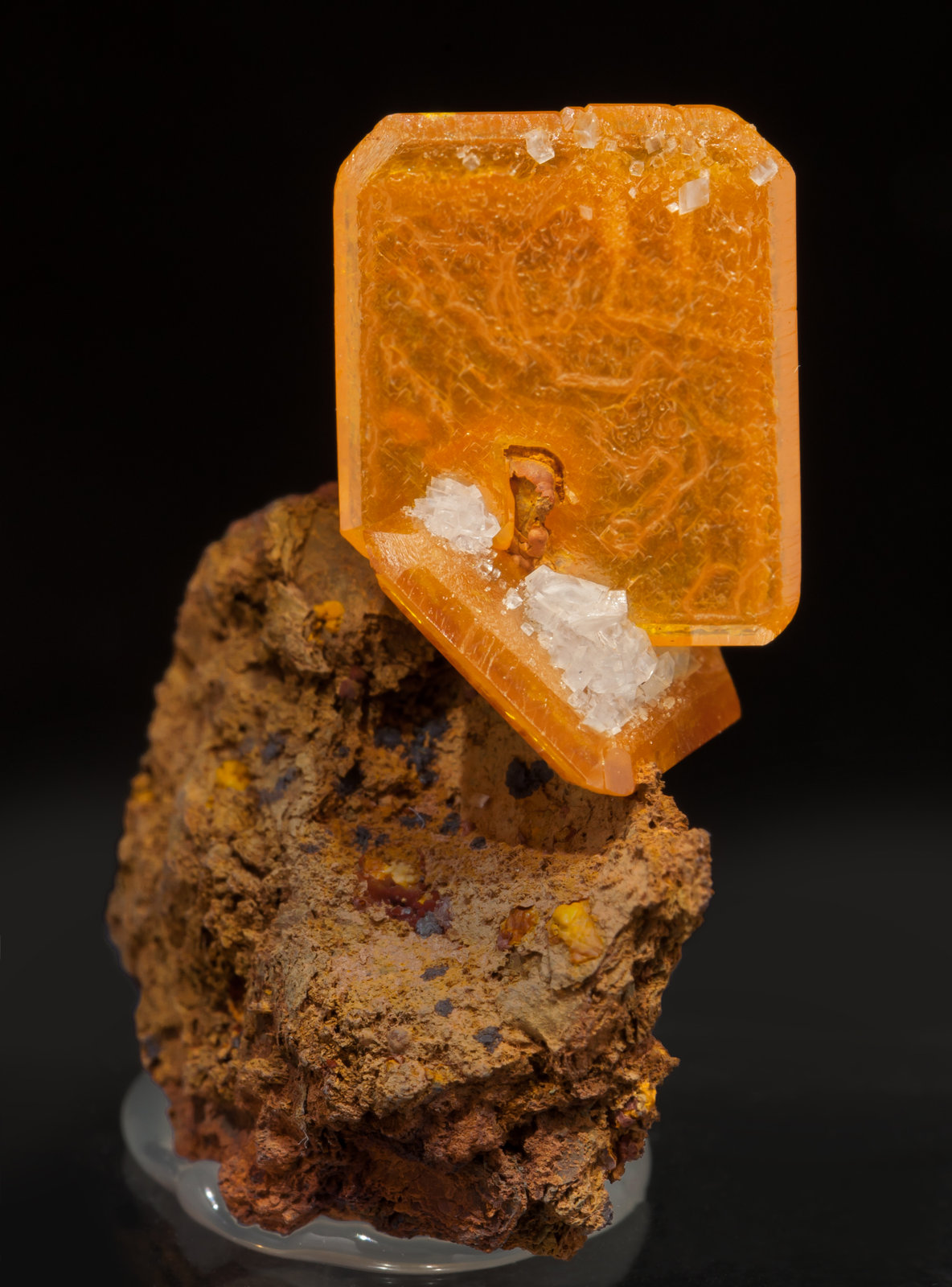 specimens/s_imagesAE9/Wulfenite-TB96AE9f.jpg