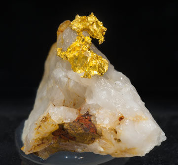 Gold with Quartz. 